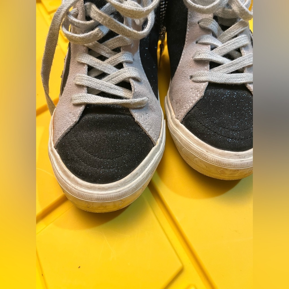 Vintage Havana KIDS GRETA - Black and White High-Top Star Accents Sneakers Shoes - Picture 10 of 13
